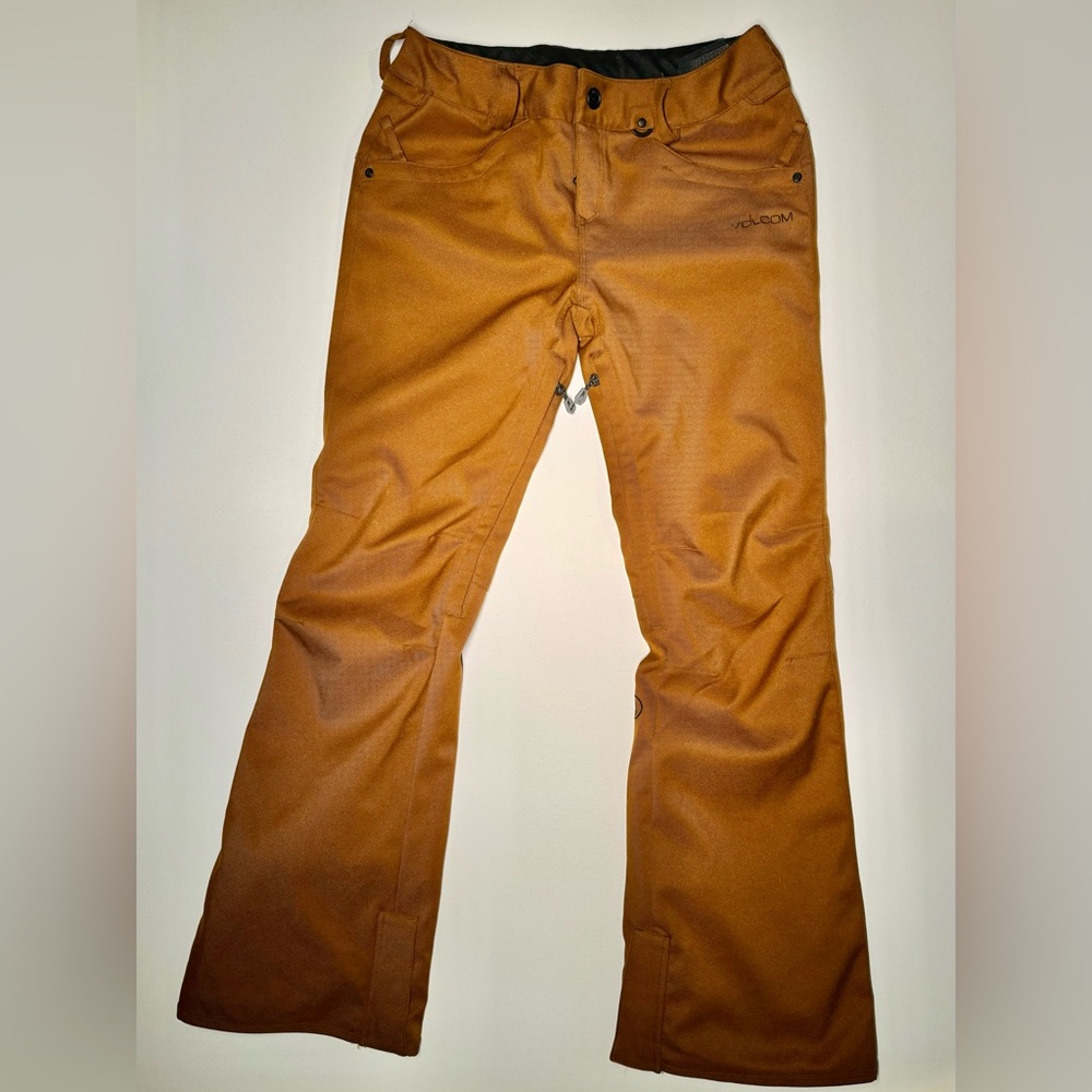 Women’s Volcom snowboarding pants, just purchased & they are too big.